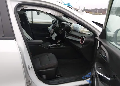 2025 Chevrolet Trax Fwd 1Rs из США, поврежденный, VIN KL77LGEP2SC021726